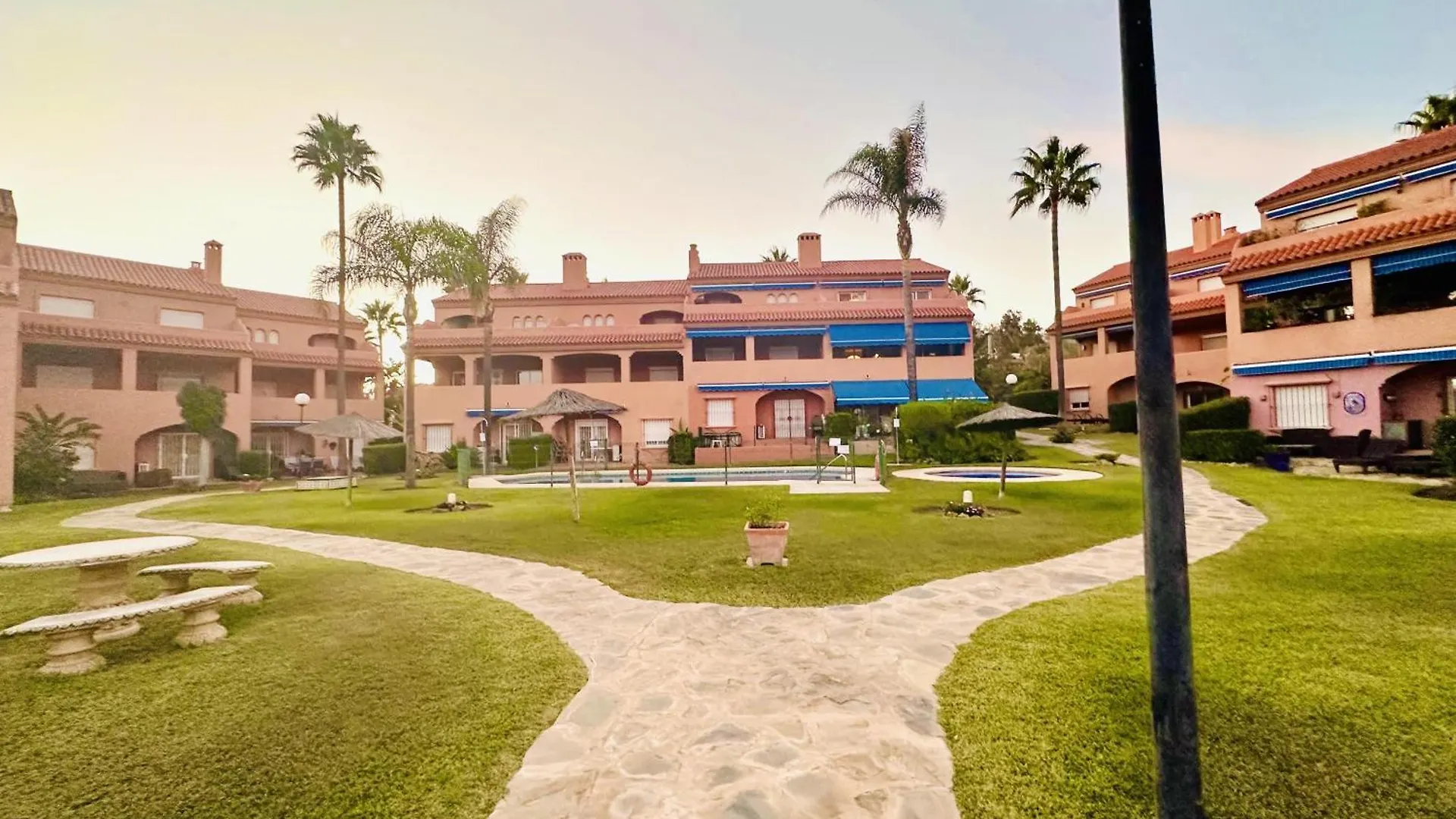 Apartment Pool Garden Seaview Kingbed Acbeach Freep Estepona