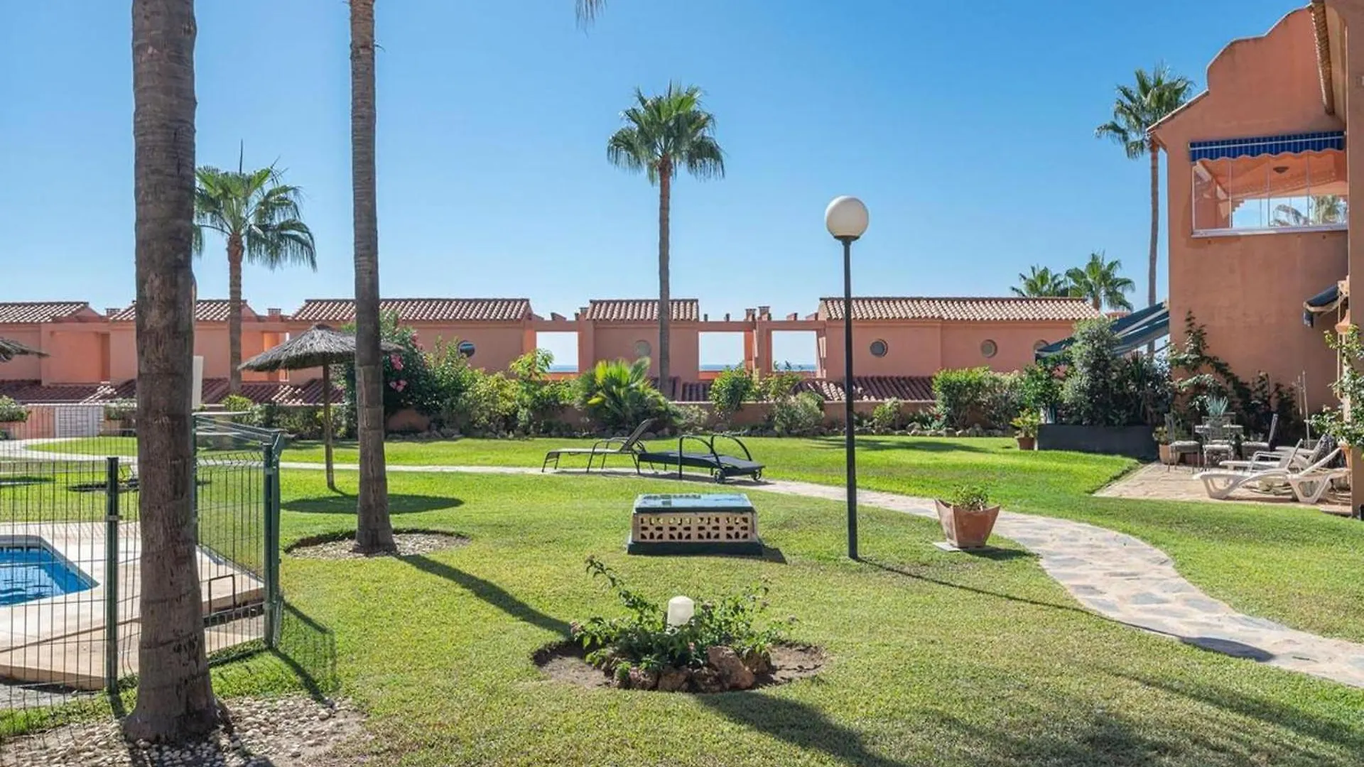 Pool Garden Seaview Kingbed Acbeach Freep Estepona Apartment